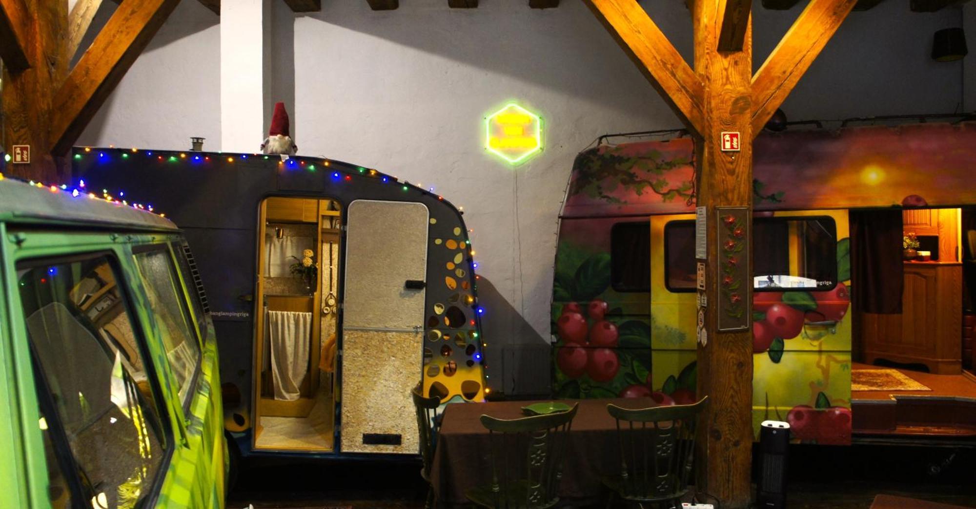 Urban Van Glamping Riga Buitenkant foto
