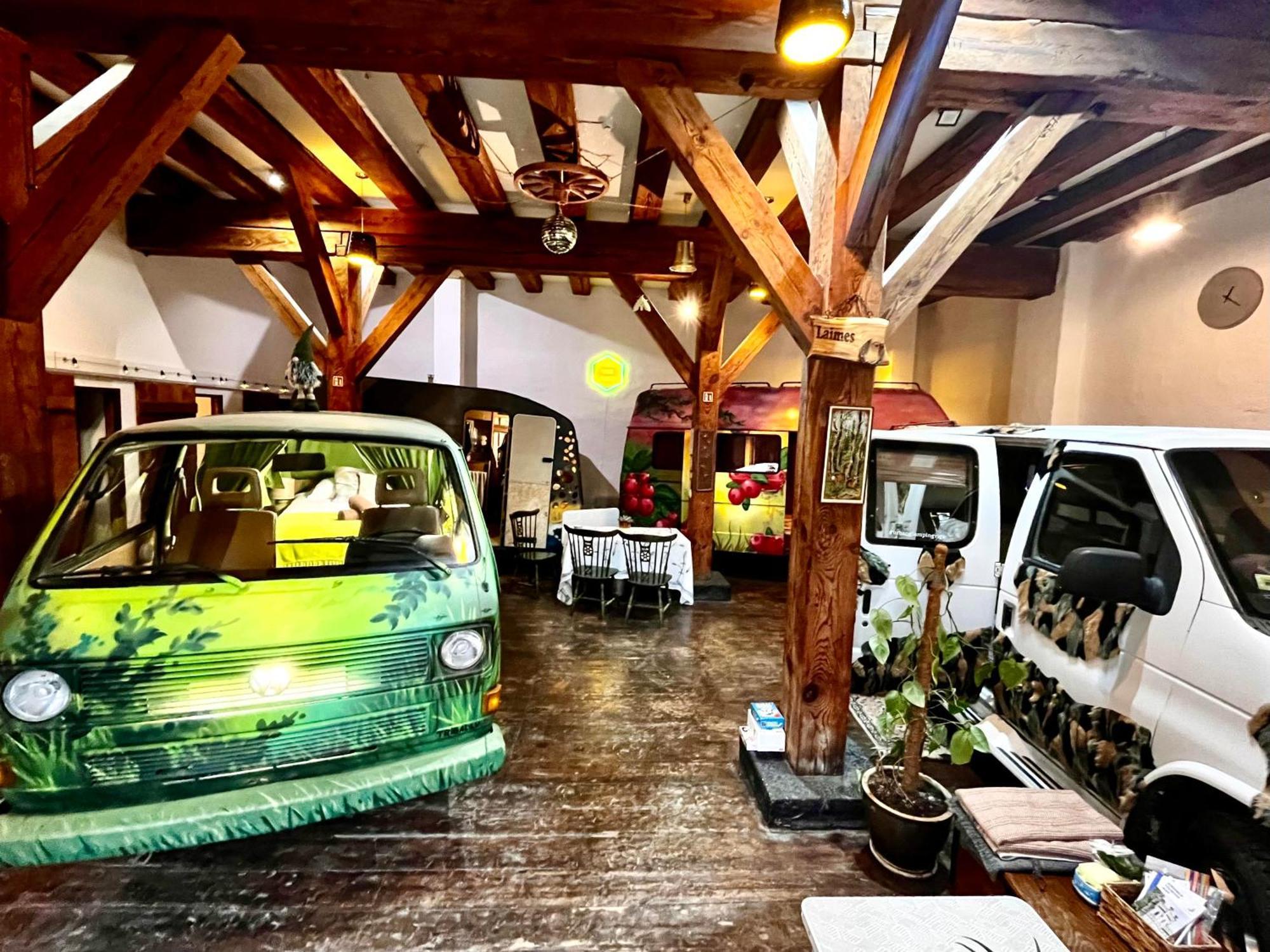 Urban Van Glamping Riga Buitenkant foto