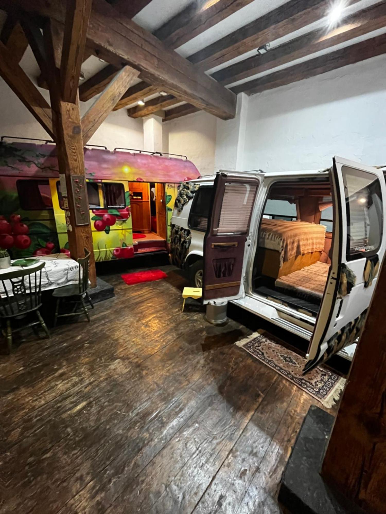 Urban Van Glamping Riga Buitenkant foto