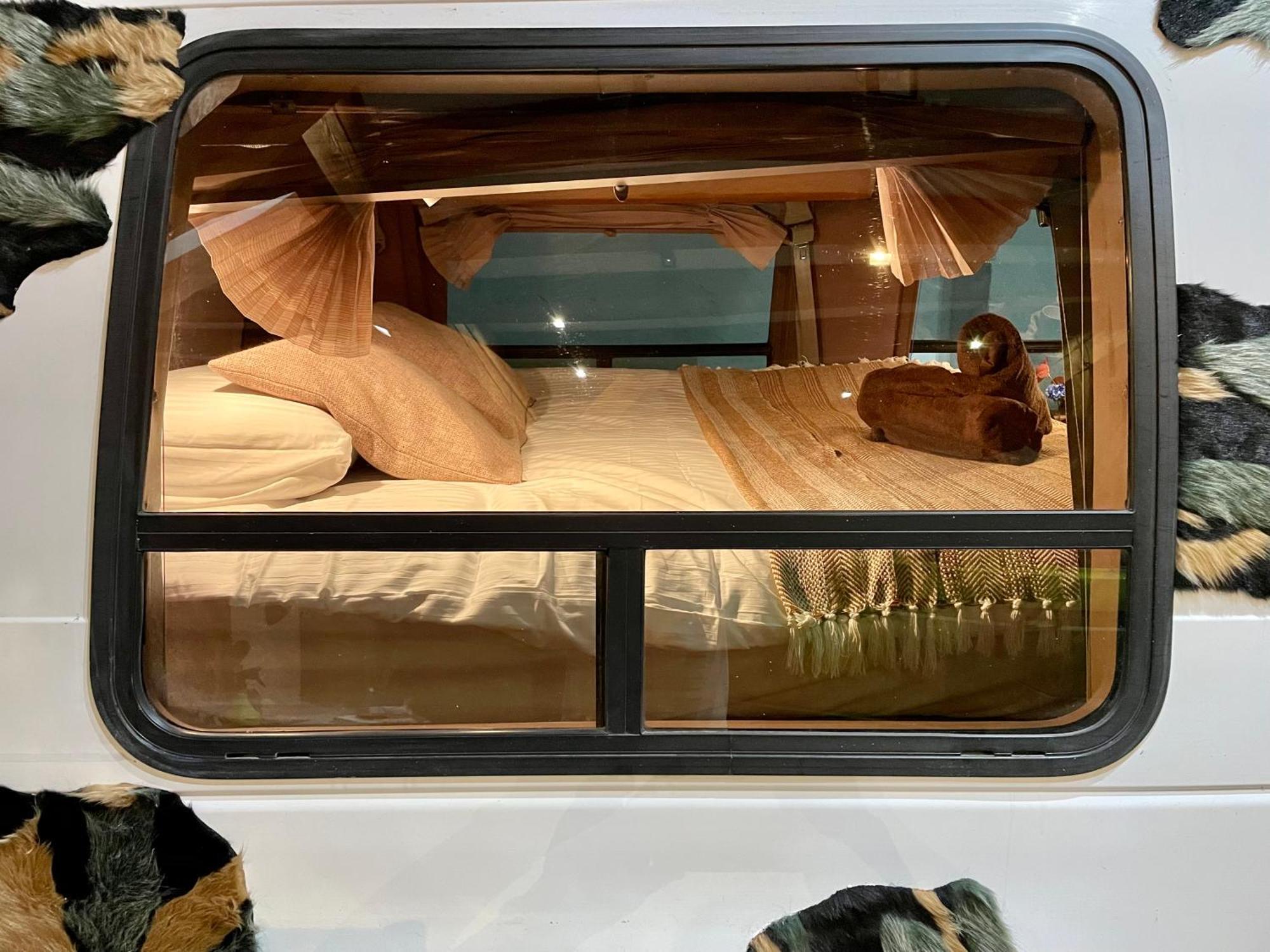 Urban Van Glamping Riga Buitenkant foto