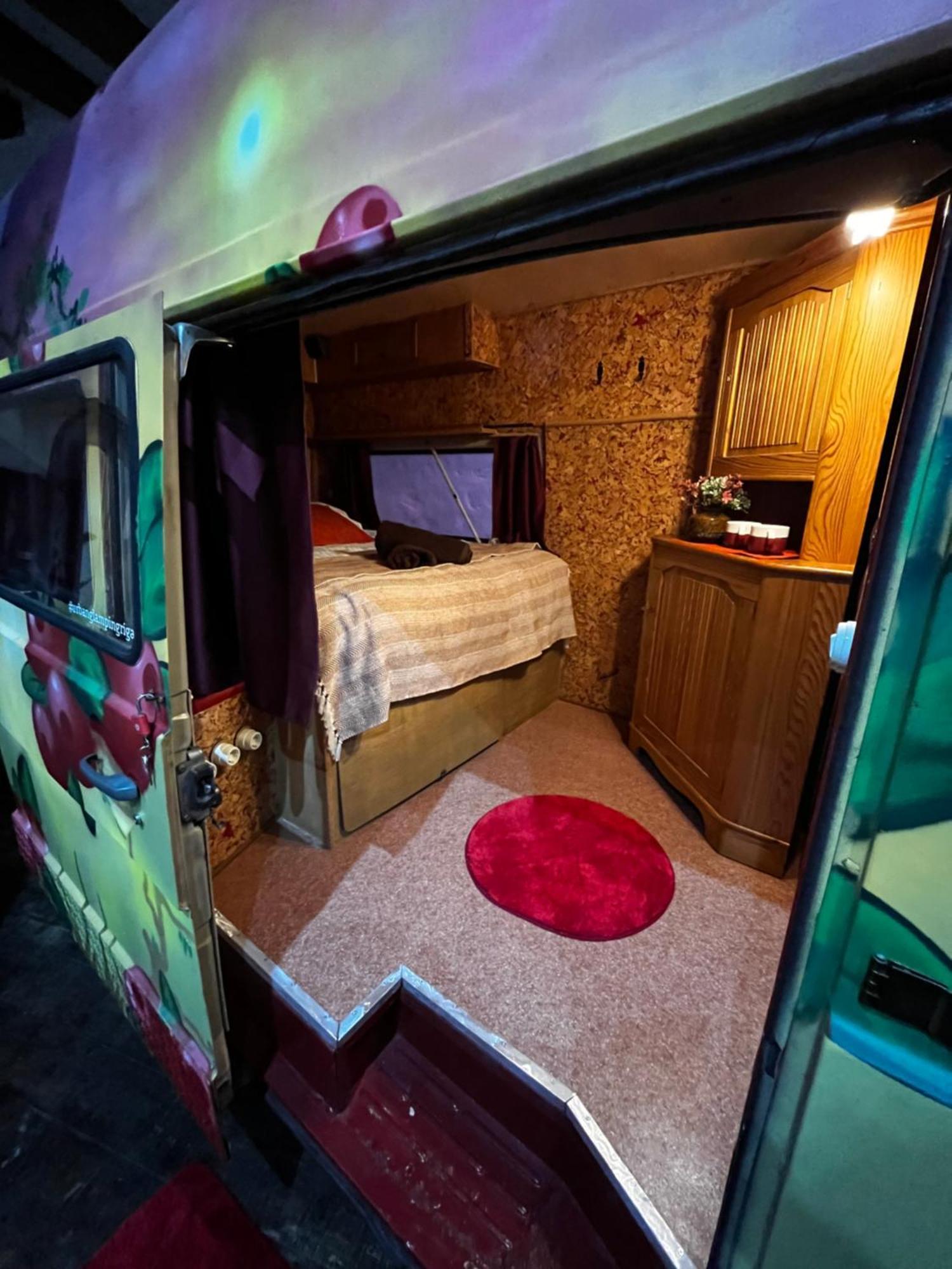 Urban Van Glamping Riga Buitenkant foto