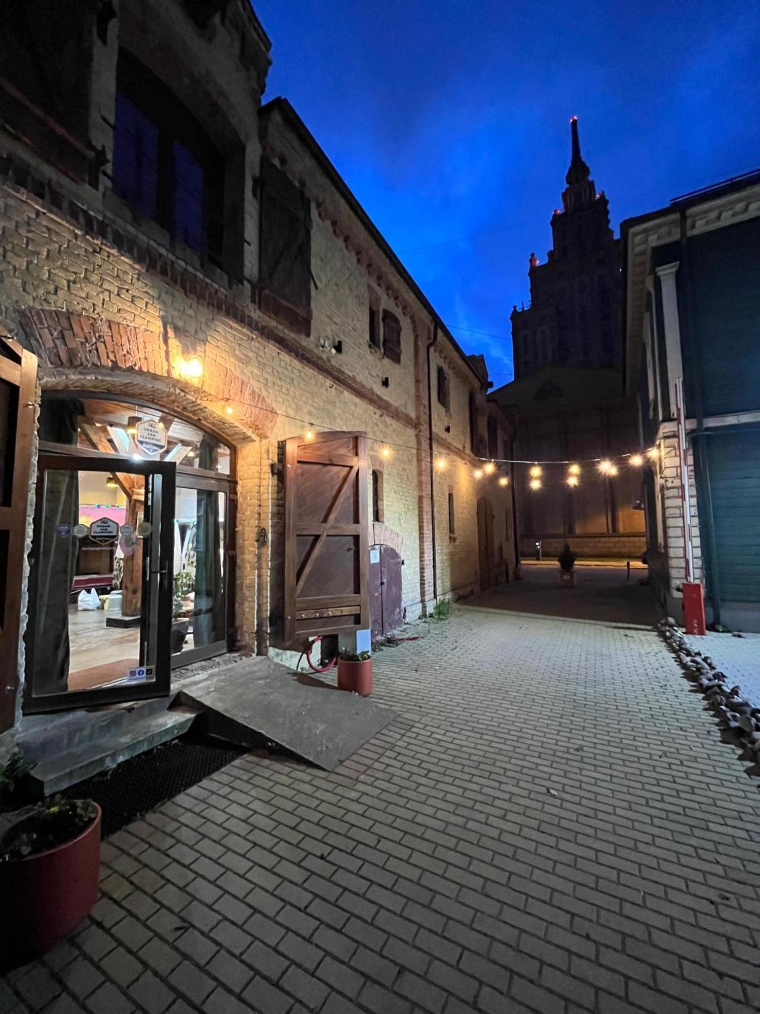 Urban Van Glamping Riga Buitenkant foto