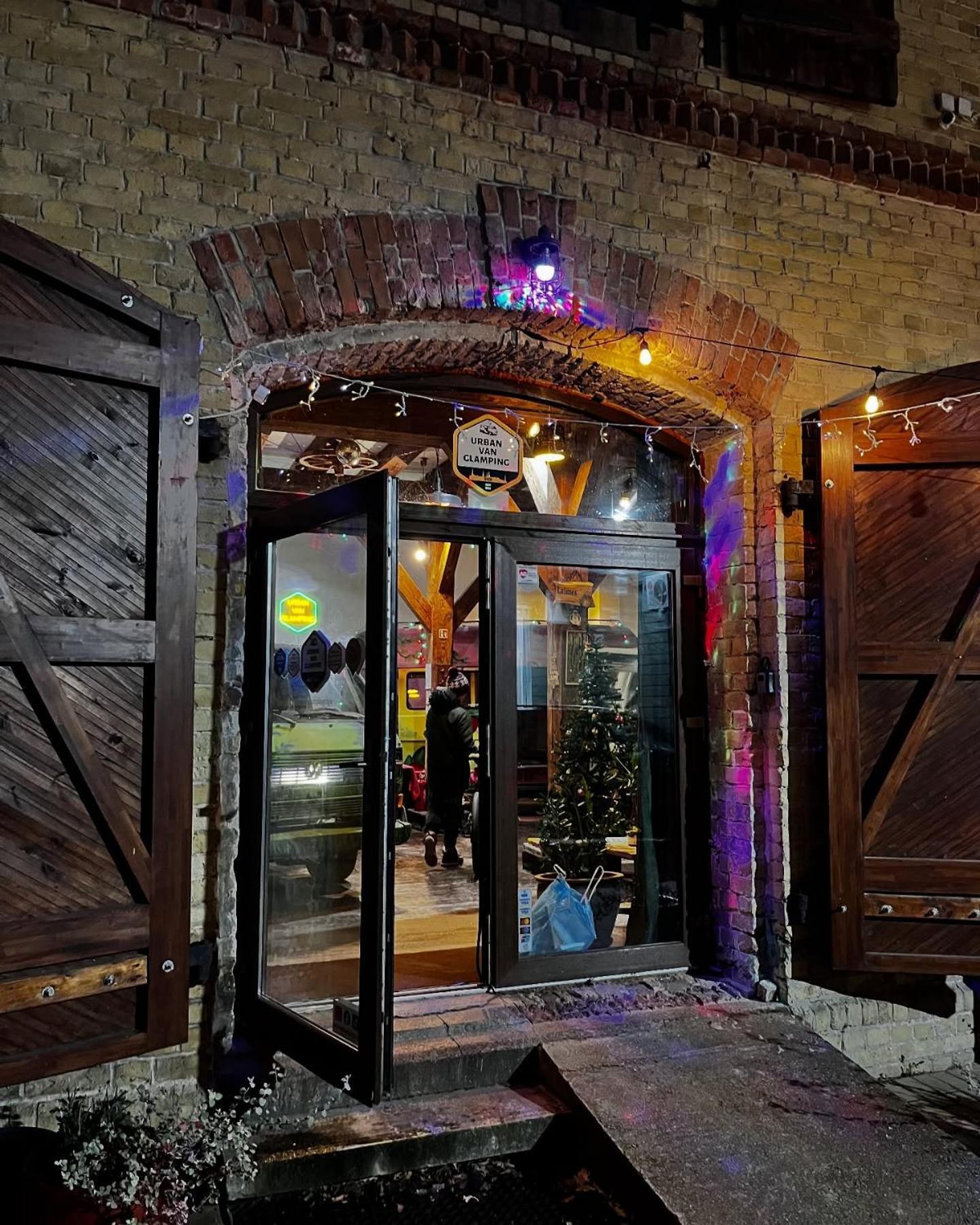 Urban Van Glamping Riga Buitenkant foto